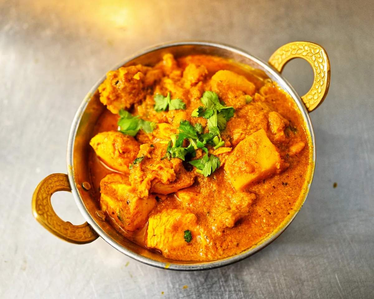 Chicken Curry – Classic home-style chicken curry with aromatic herbs and spices | SPICE ROOM Denver